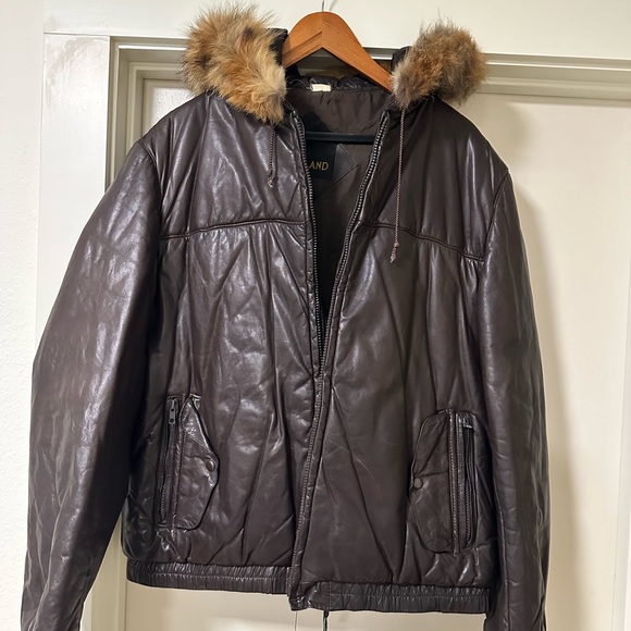 Vintage Lakeland leather hoodie with fur trim on the collar - Picture 7 of 7